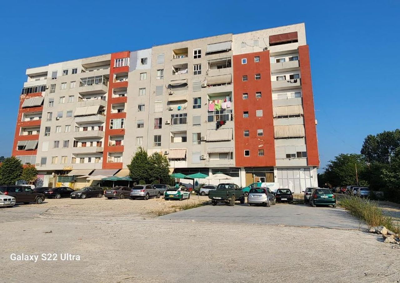 Eden Tiranë