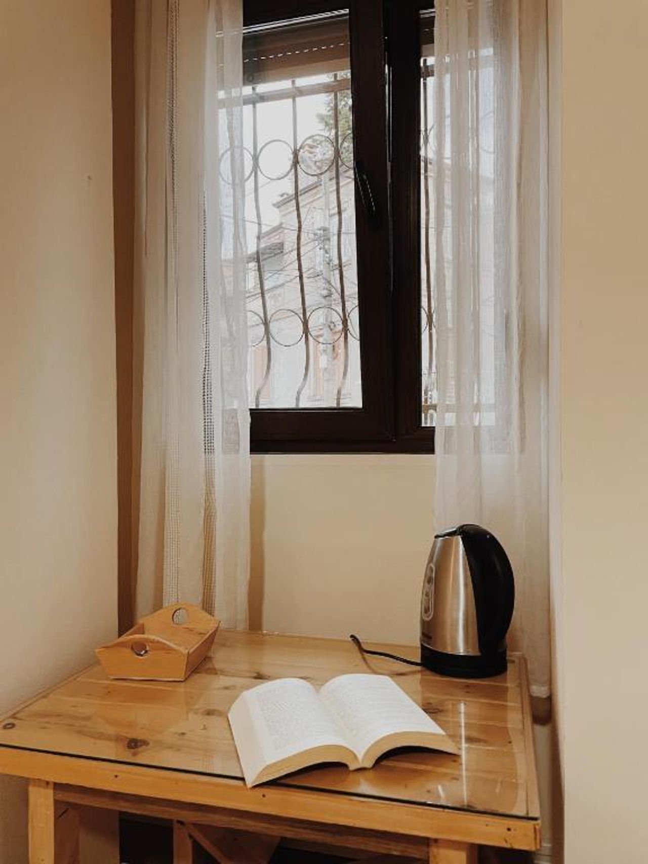 At Pikotiko's - Korca City Rooms for Rent