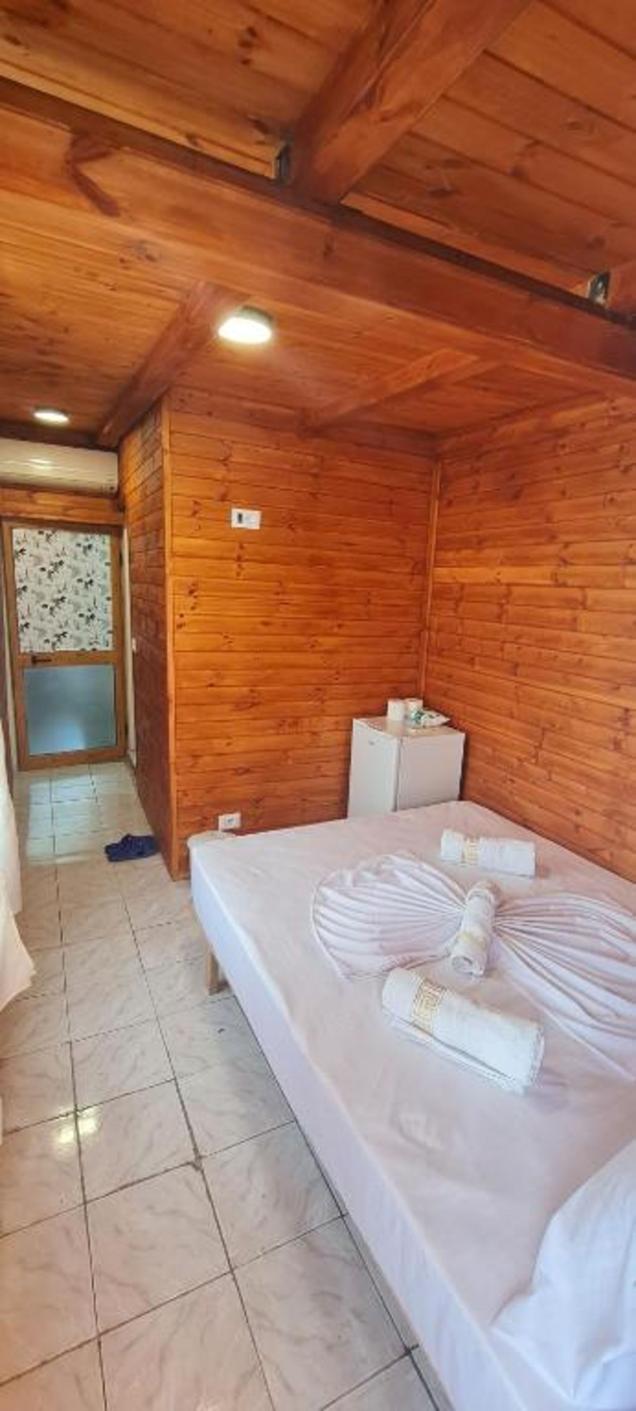 Elios Wooden room