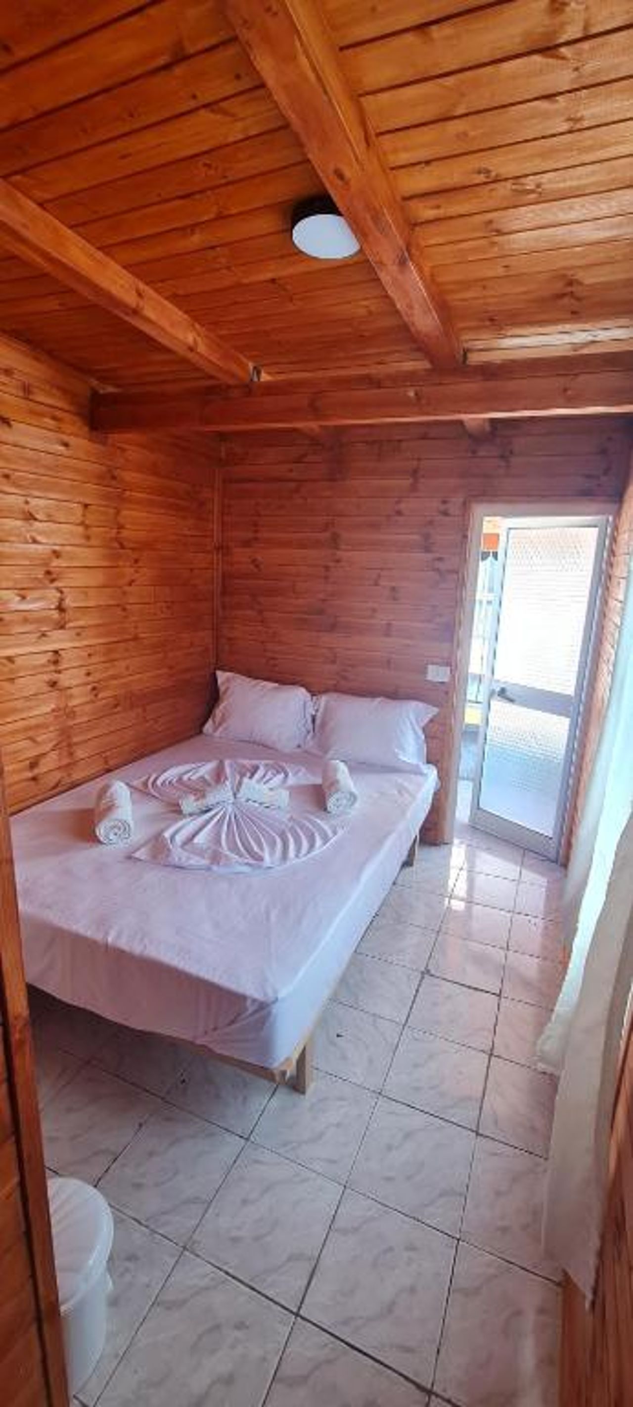 Elios Wooden room