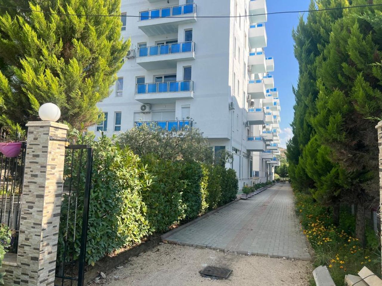 S&E Apartment