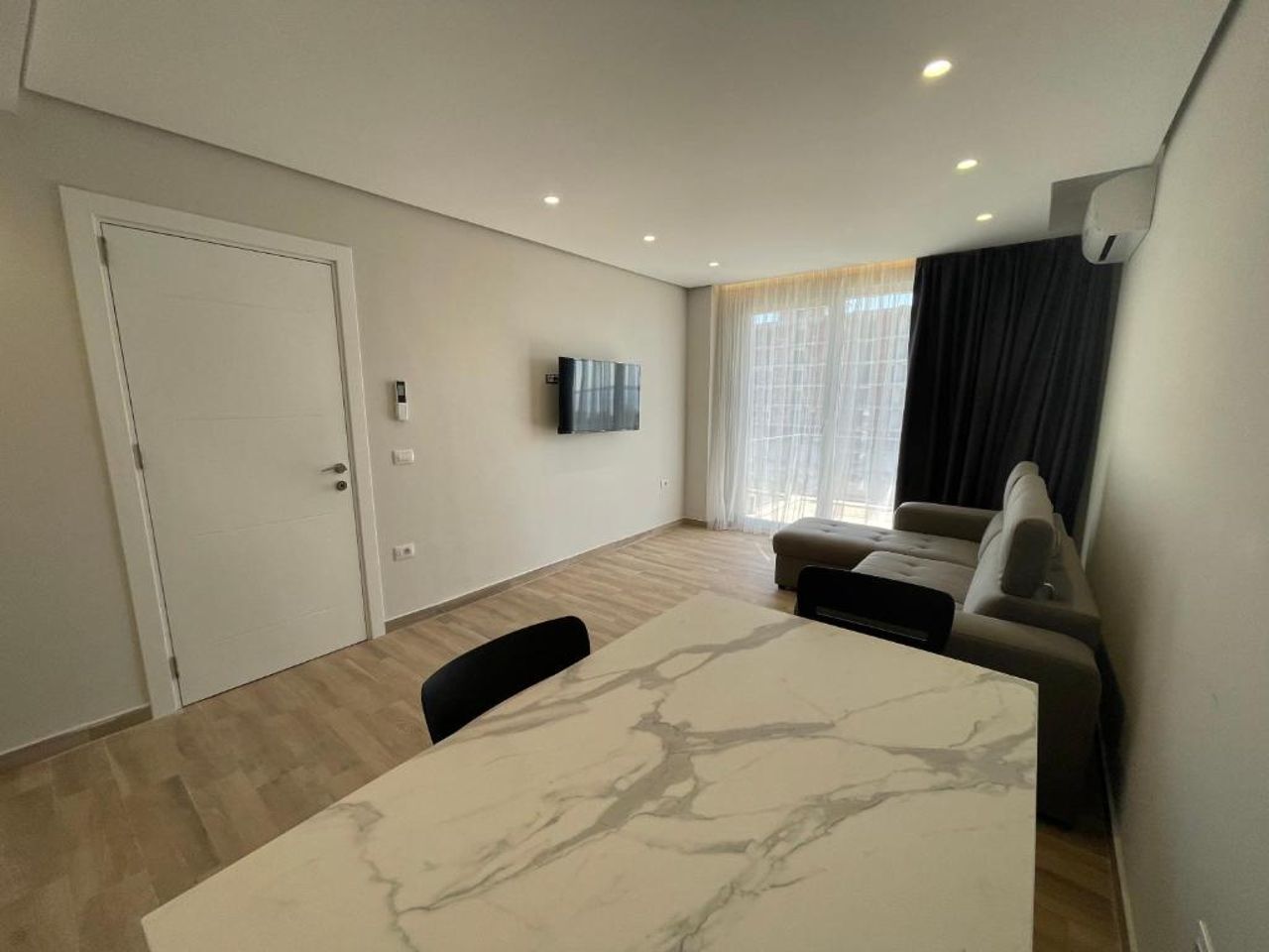 Saca Apartments