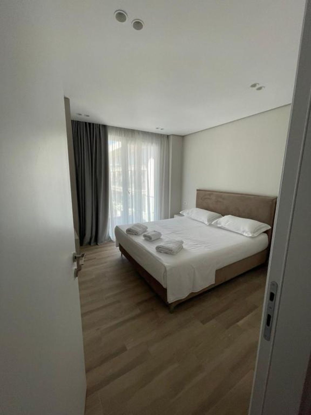 SACA Shengjin Apartments