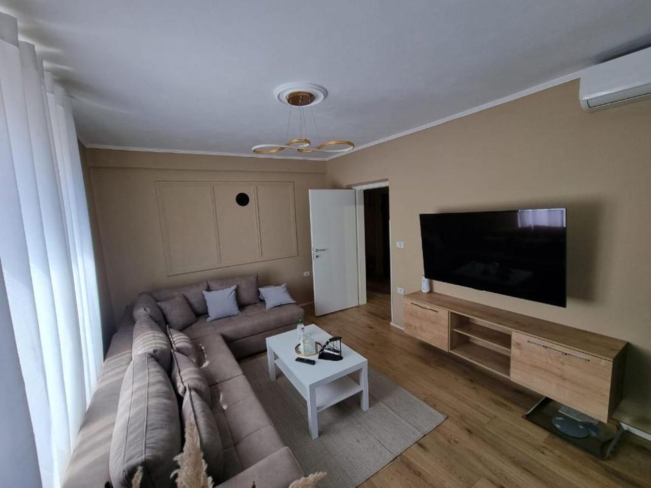 Tata Apartament