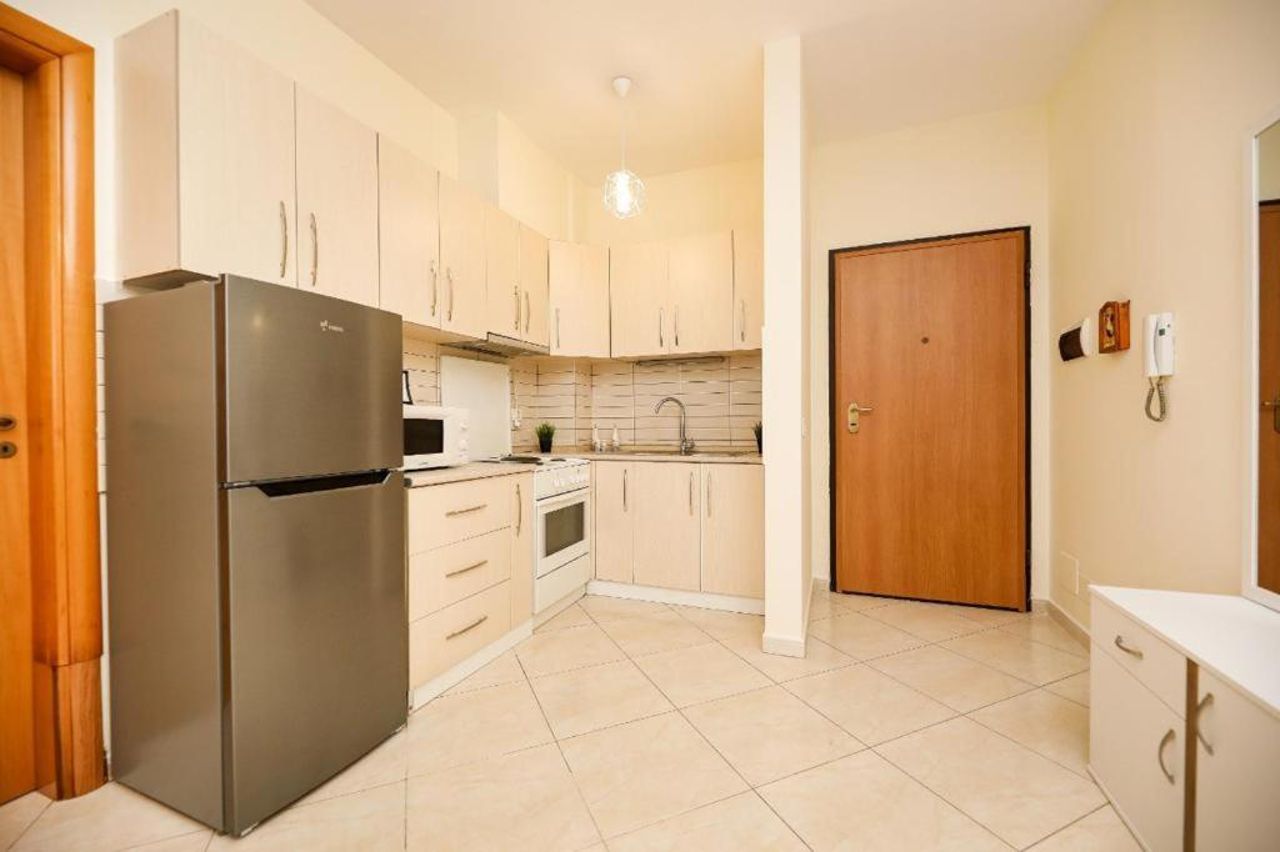 Summer Apartment