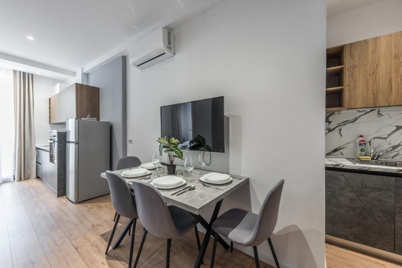 Brand New Comfy Apartment located in city center