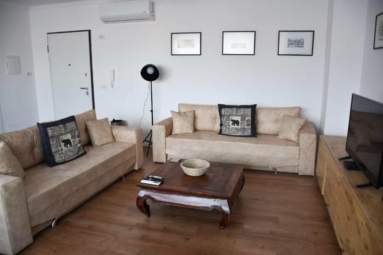 E Apartment, in Center, Cozy