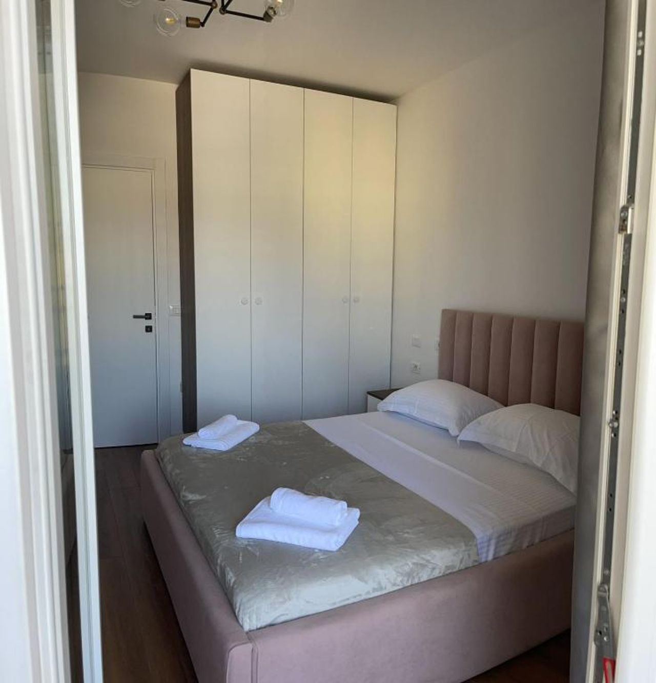 Ea-Apartment