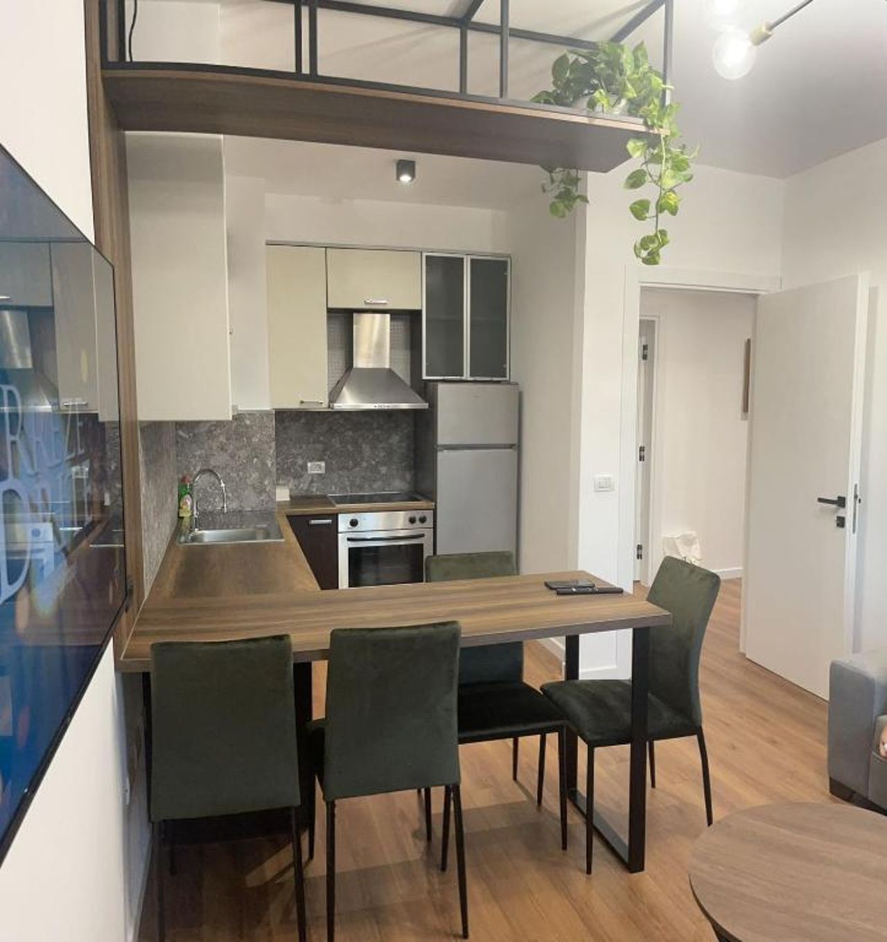 Ea-Apartment