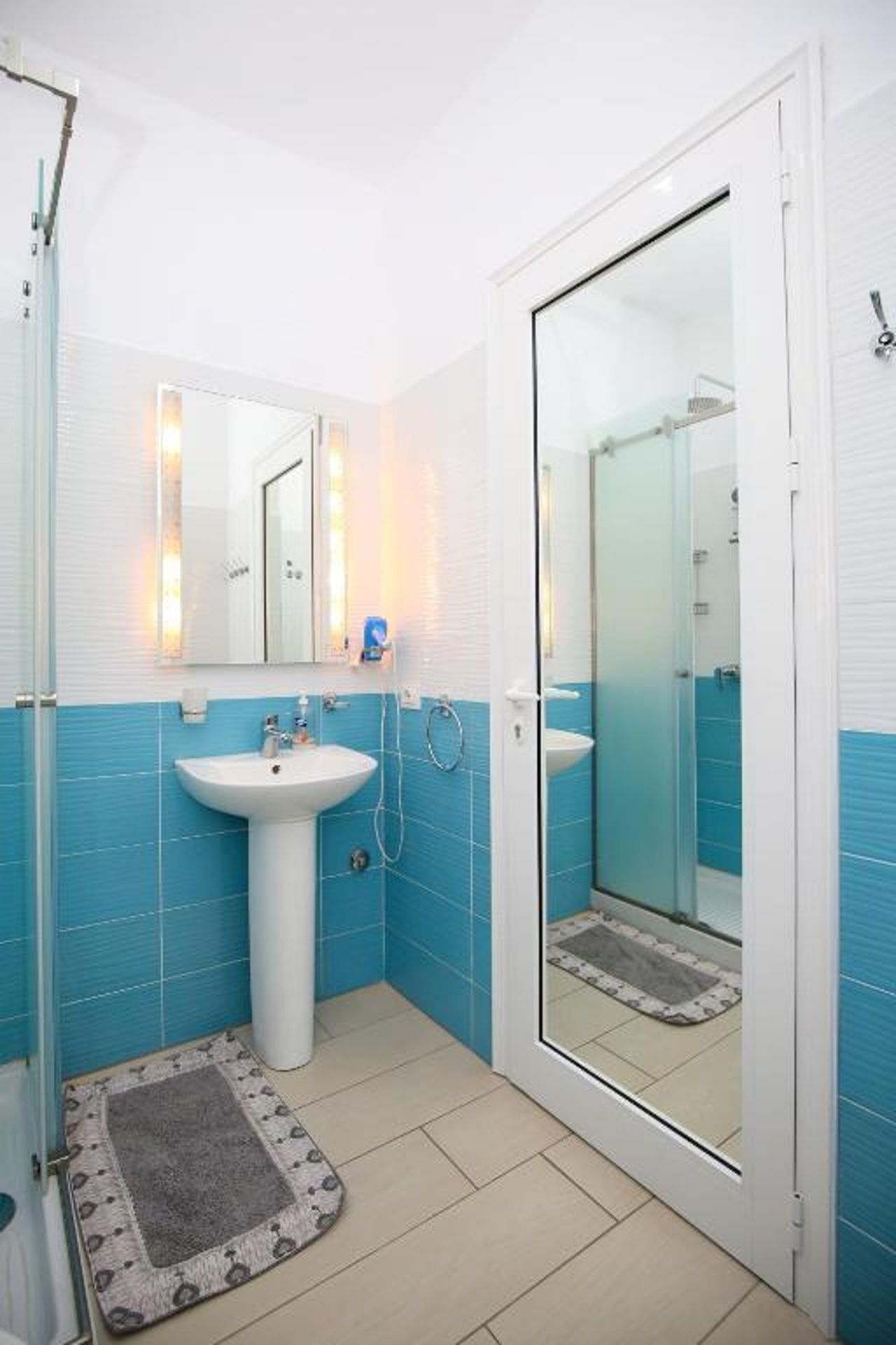 Aqua Blue Hotel