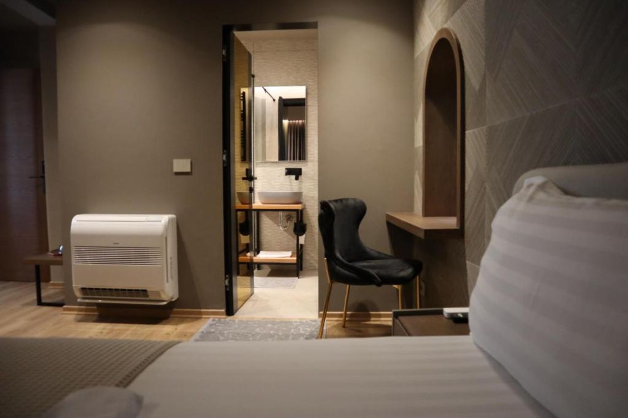Hani i Gjelit Hotel, Korce