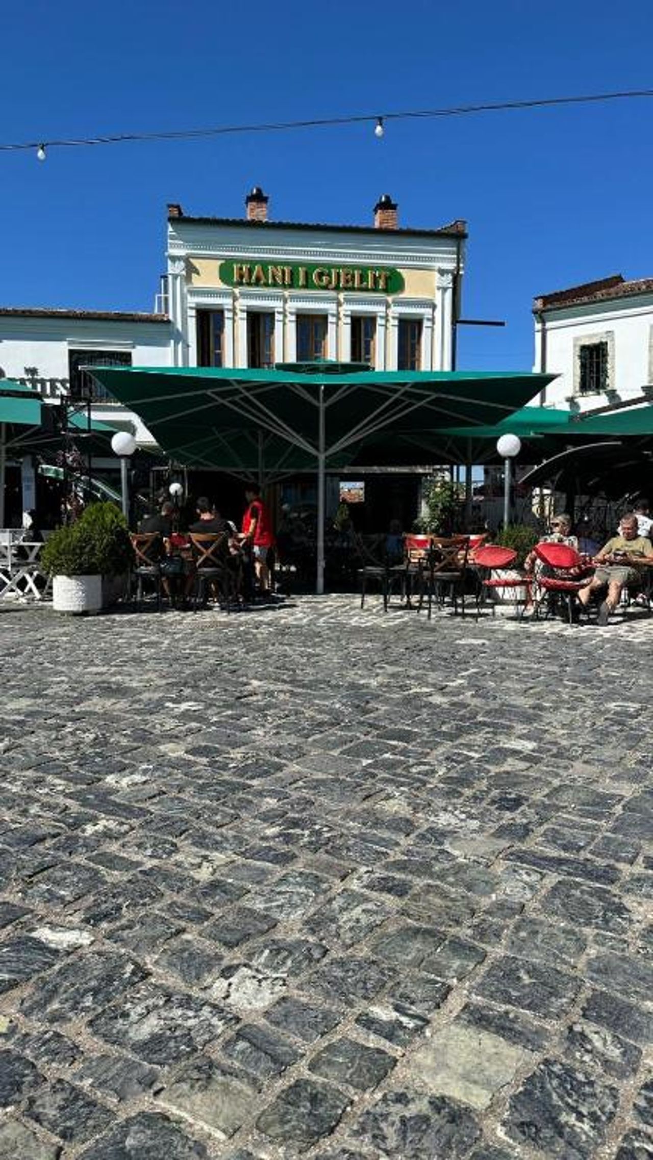 Hani i Gjelit Hotel, Korce