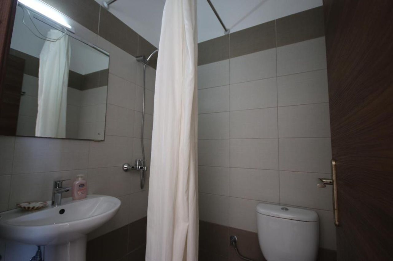 Mato Rooms