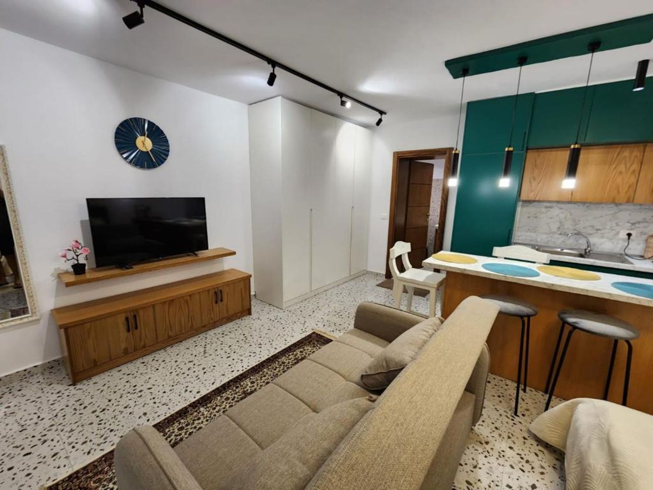 Pietro Guesthouse