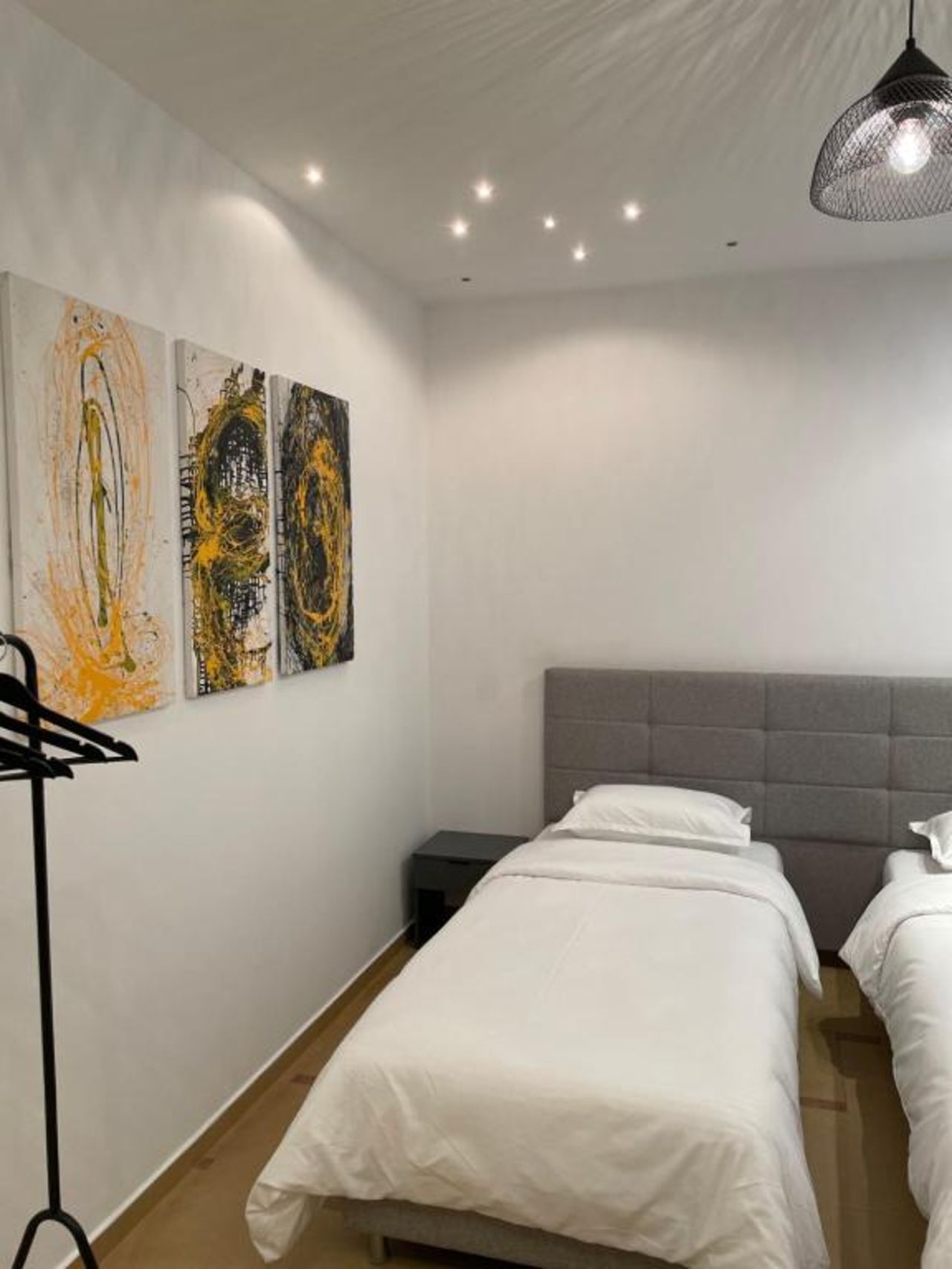 Proper Apartment 2