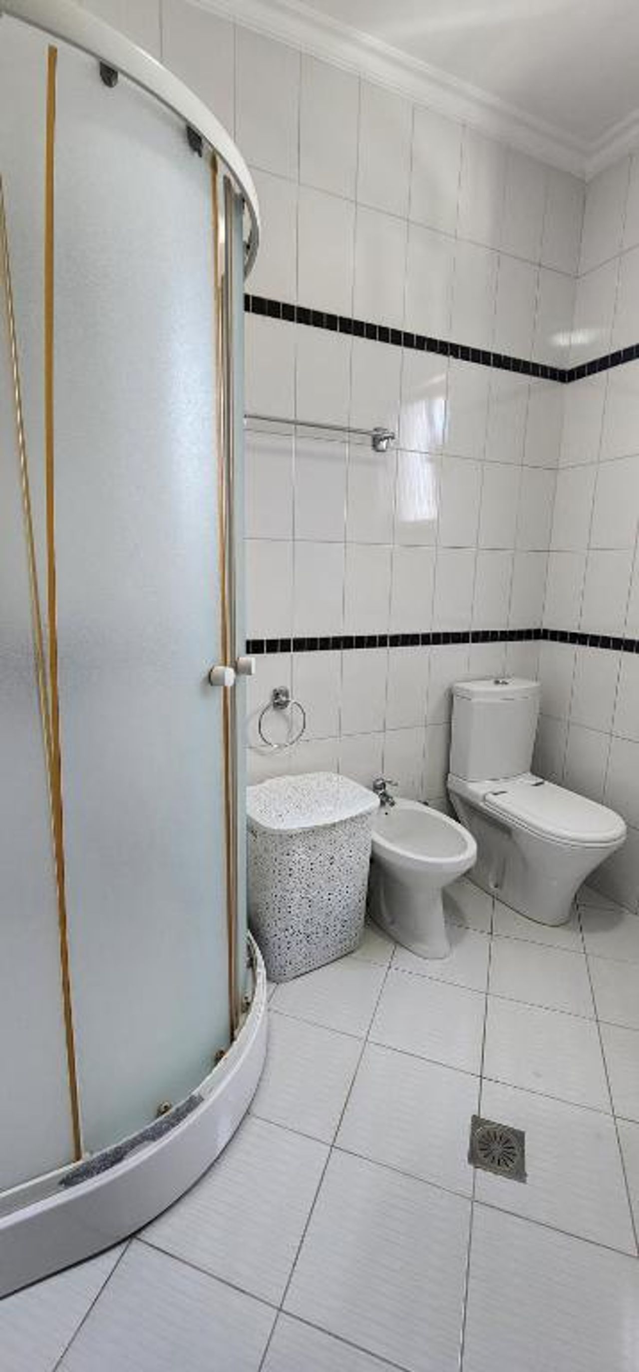 Eni Apartments Tirana