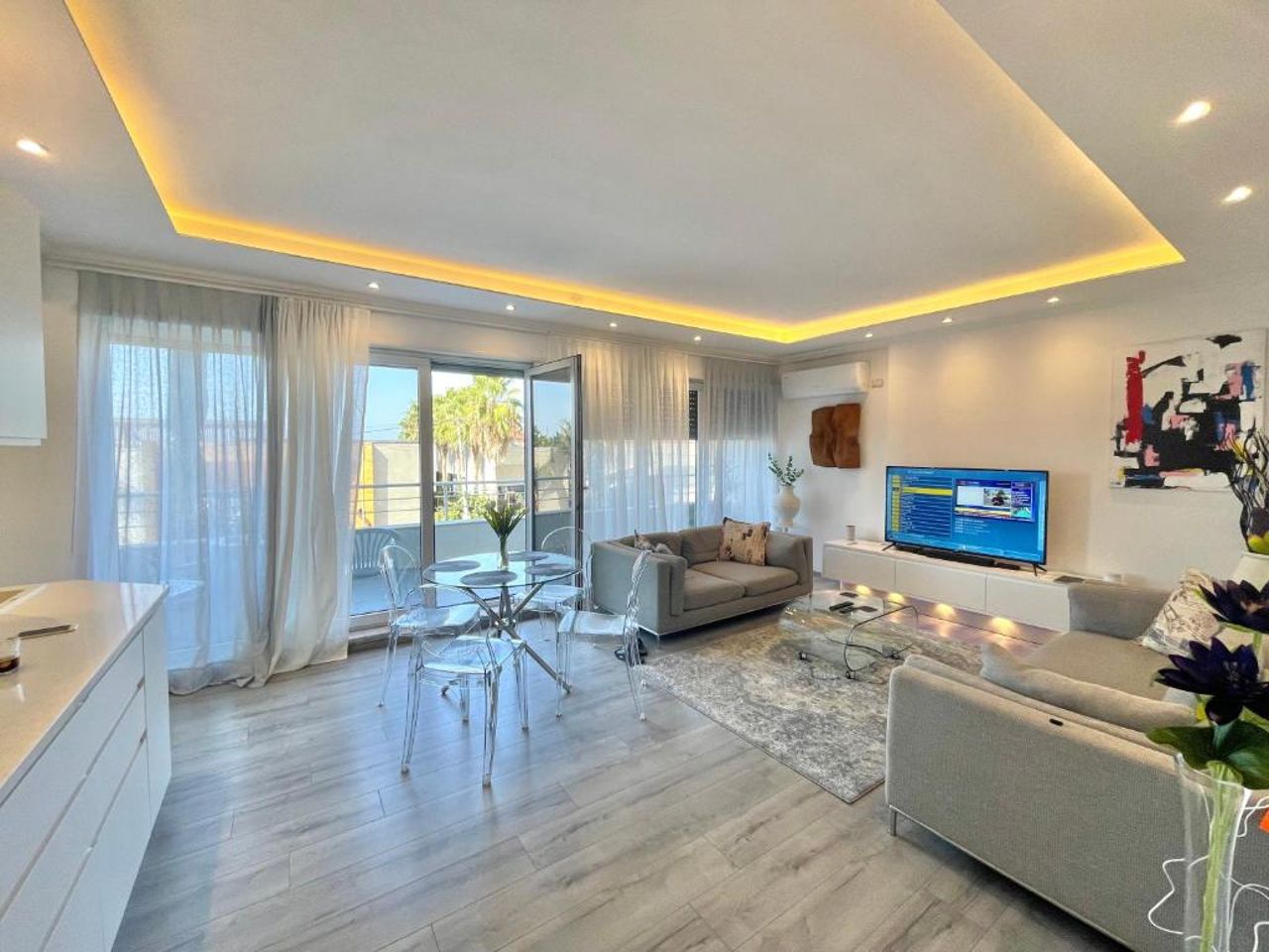 Durres Currila Beach Trendy RELAX Lifestyle
