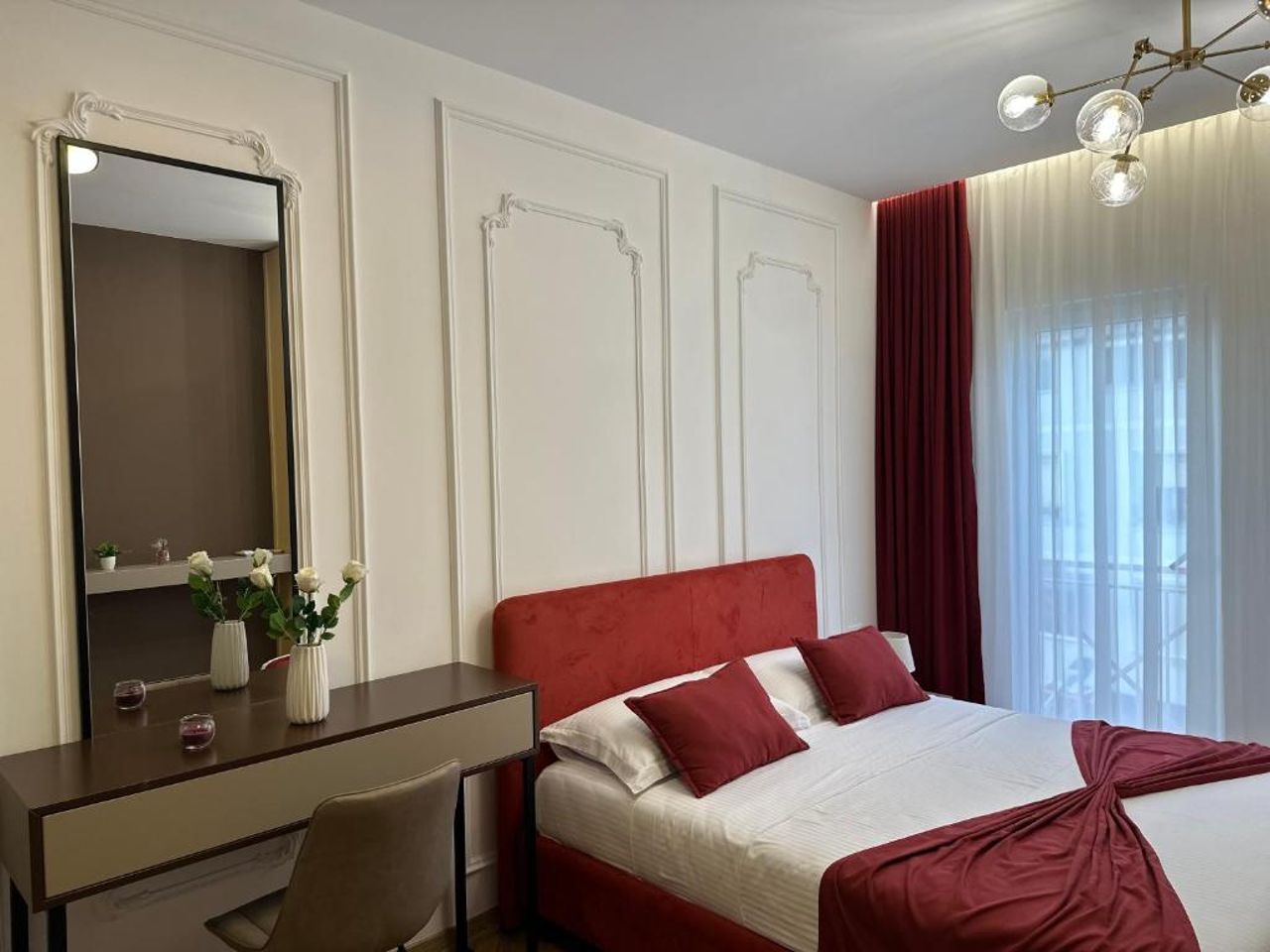 Deluxe Apartment Tirana 3