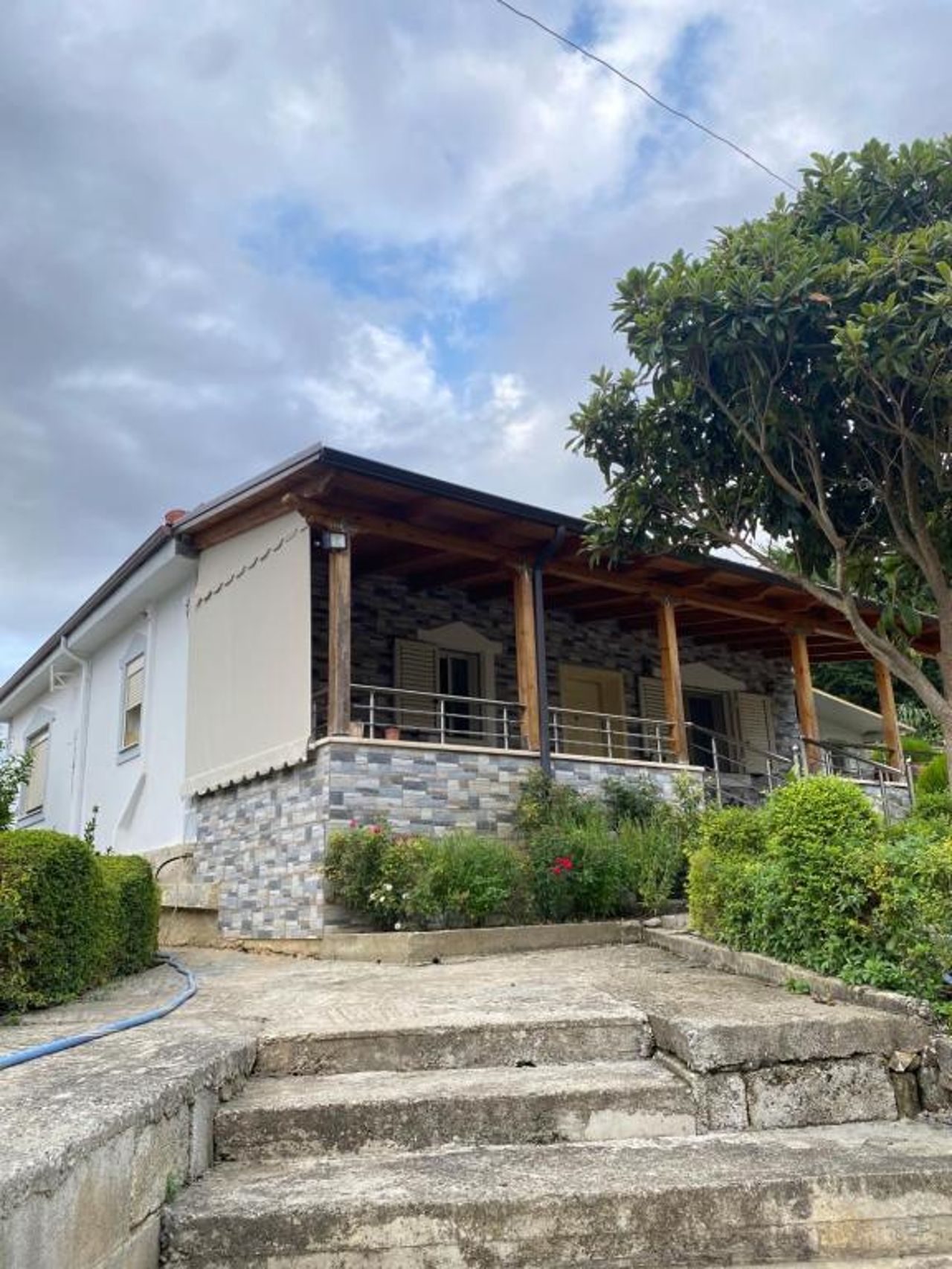 Villa ERI