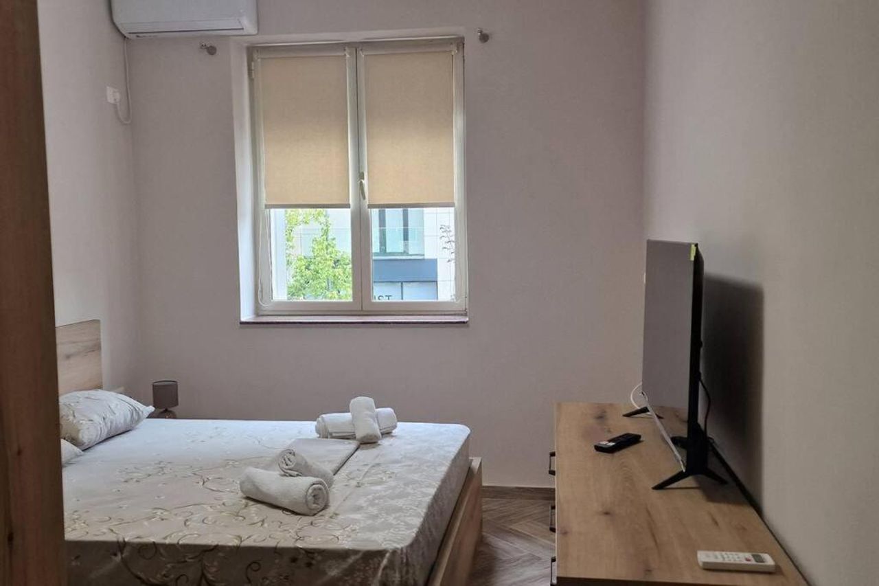 Heart of Tirana Apartment-2