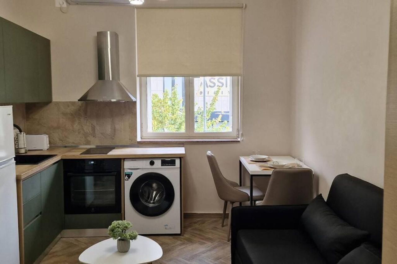 Heart of Tirana Apartment-2