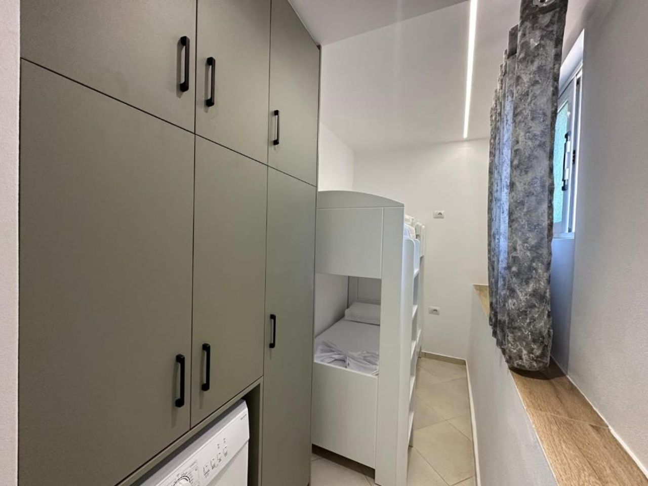 V Apartment
