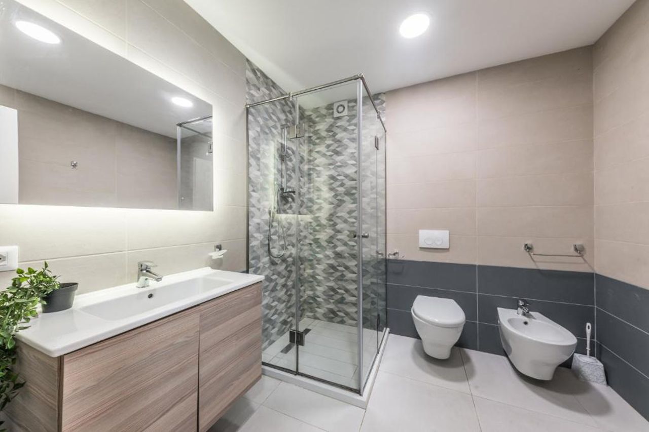 Yellow Mood Brand New Modern Apartment in best area of the city