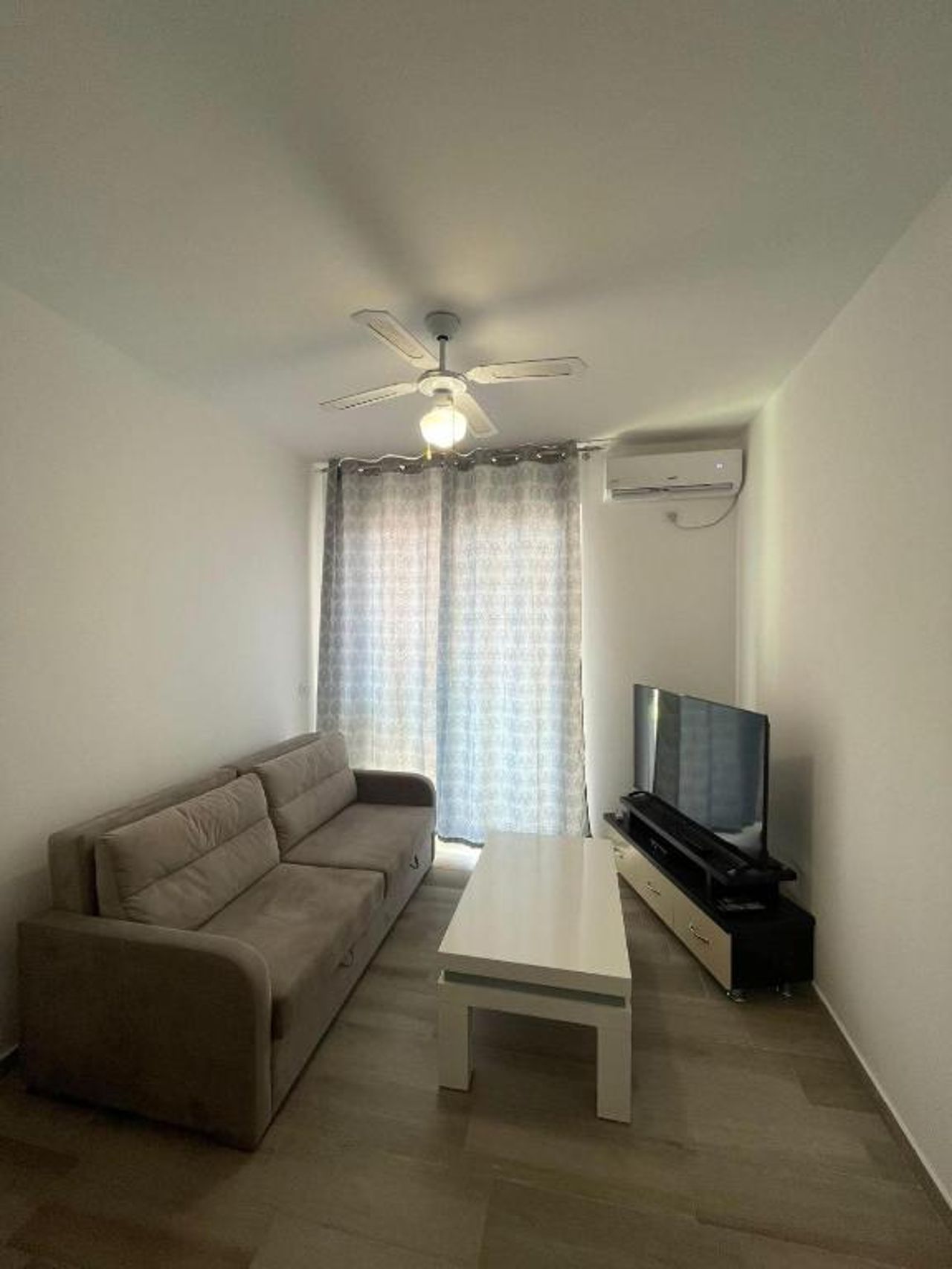 Amber's Apartments Shengjin