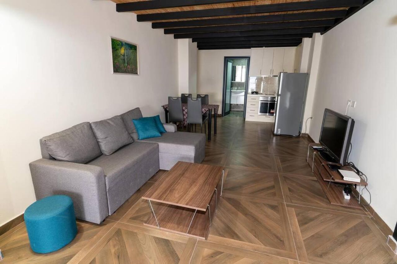 Urban loft W/ Beachview wi-fi Ac