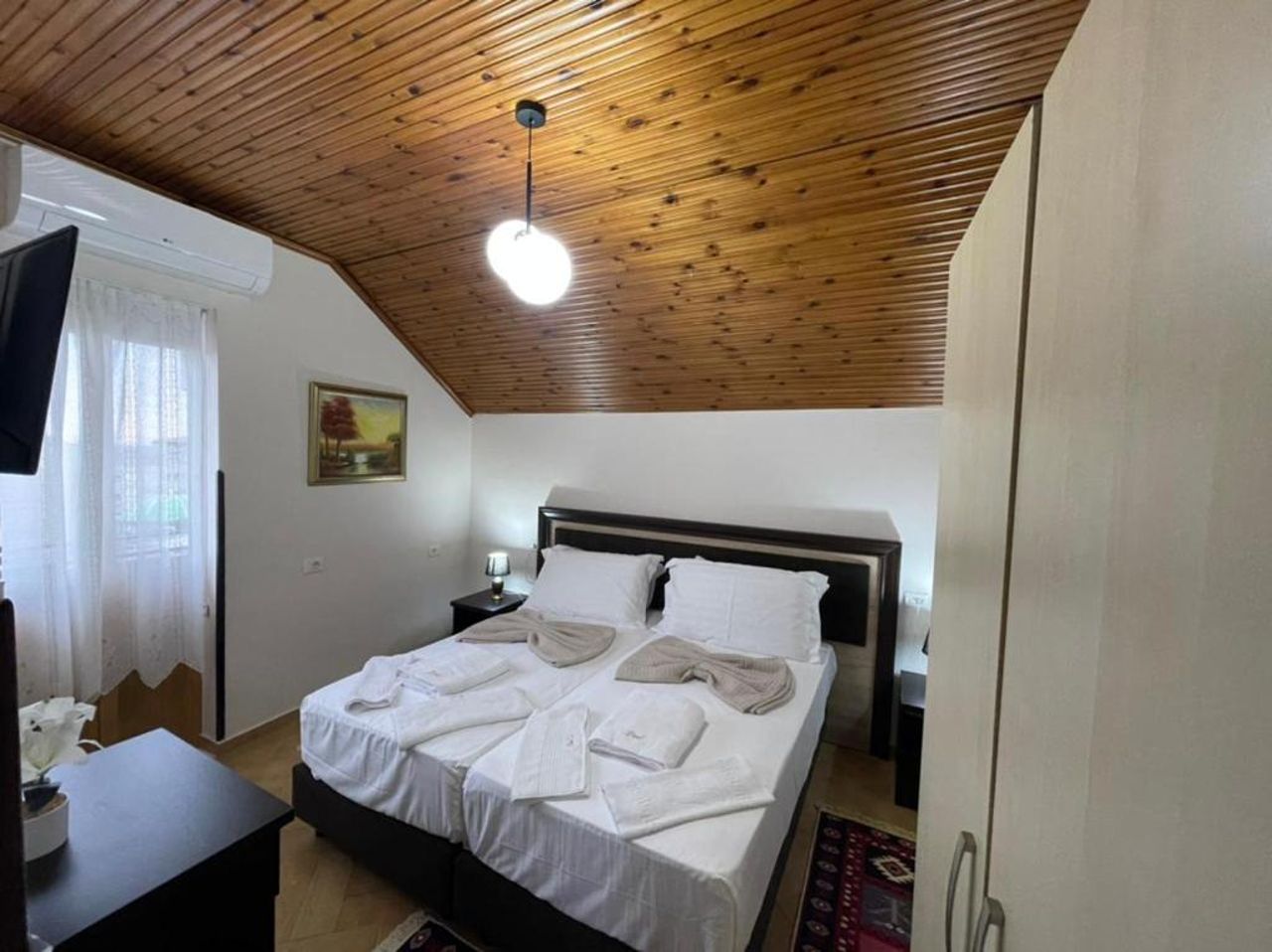 DEAL Castle View Rooms