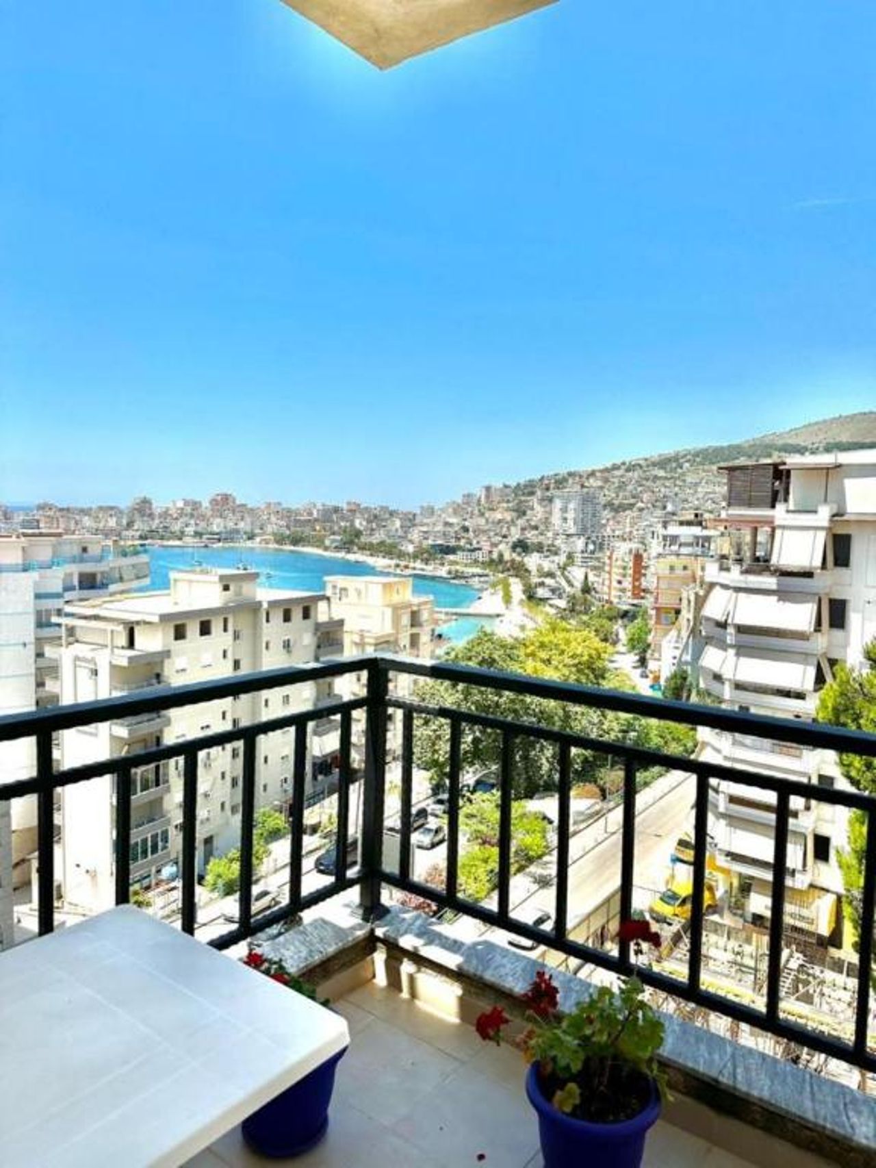 A lovely one bedroom apartment located in one of the best areas of Saranda