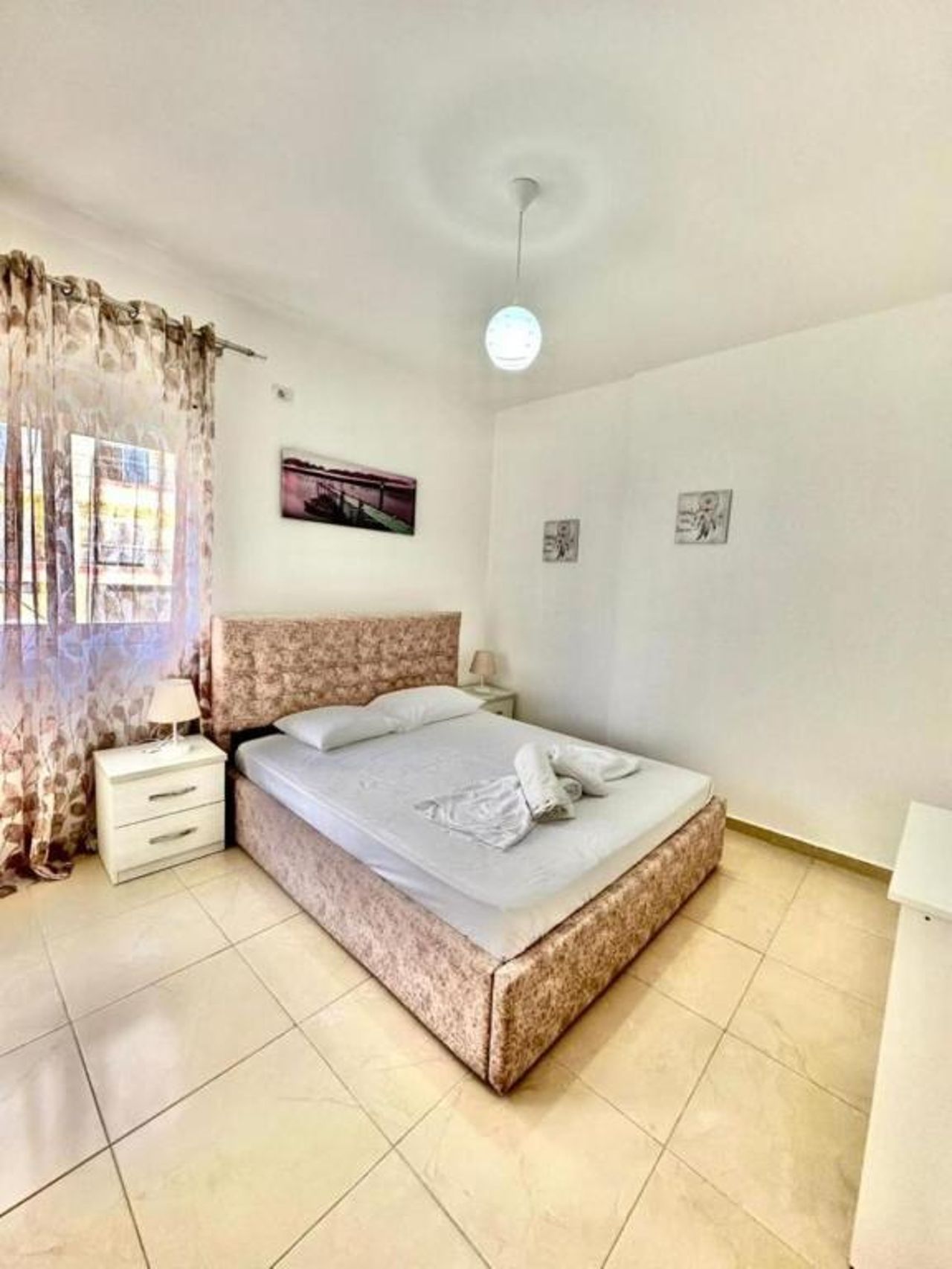 A lovely one bedroom apartment located in one of the best areas of Saranda