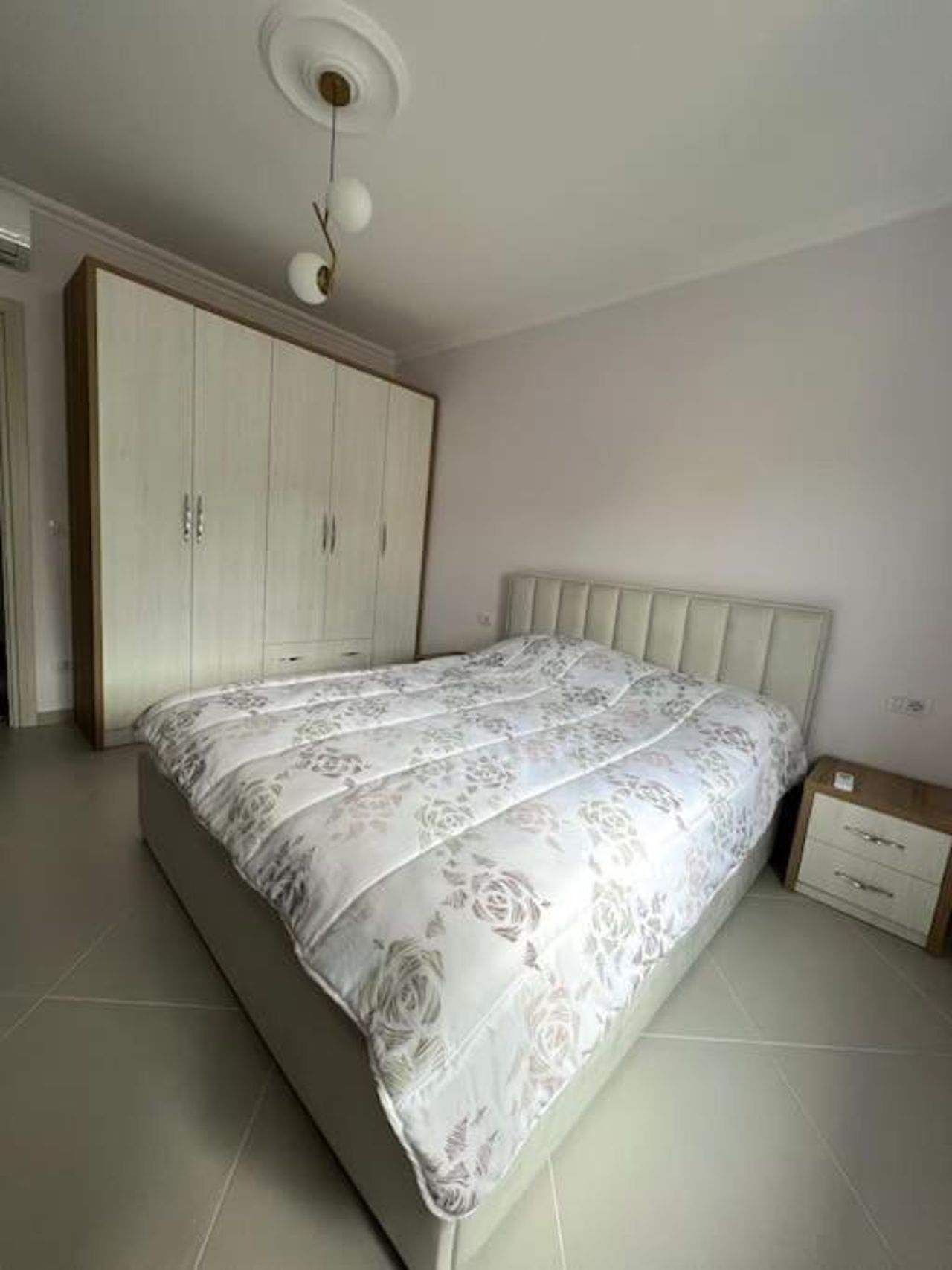 Guest House - Happy House Tirana