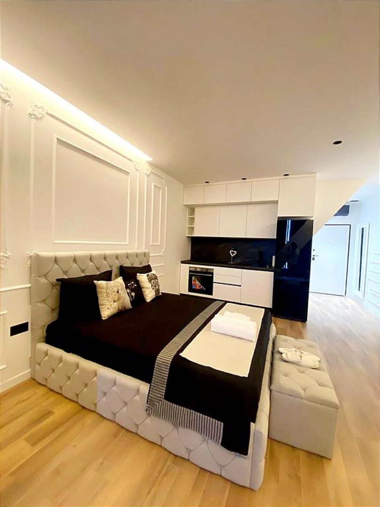 Square 21 Studio Apartments