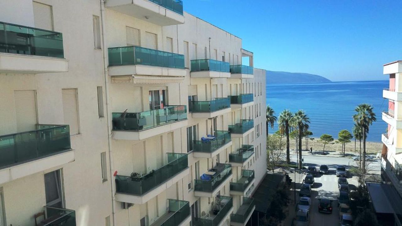 Luxury Sea Side