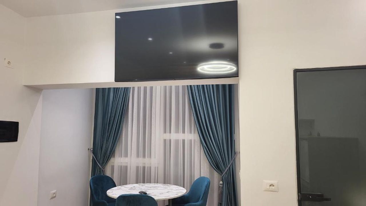 Karanxha's room