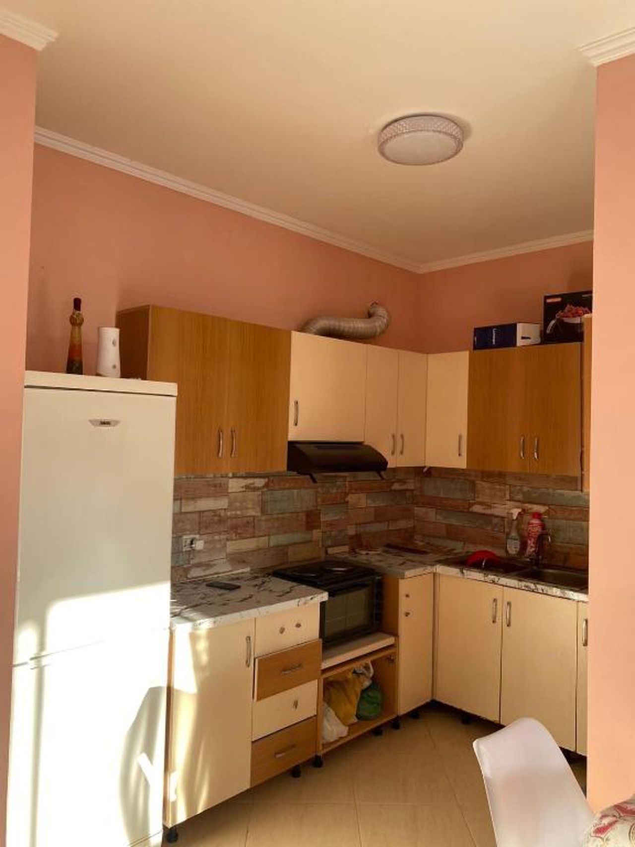 Apartment on rent near the city center and near the lake of Tirana.