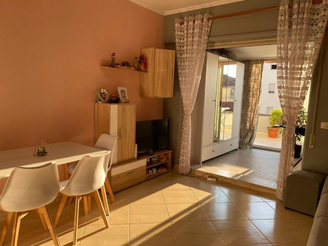 Apartment on rent near the city center and near the lake of Tirana.