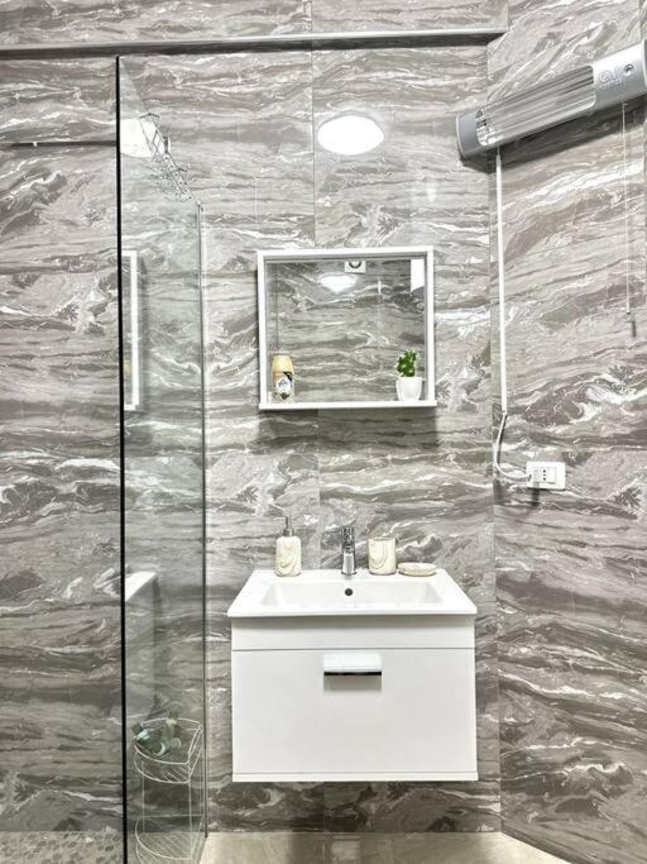 Be Home Apartments, Skanderbeg