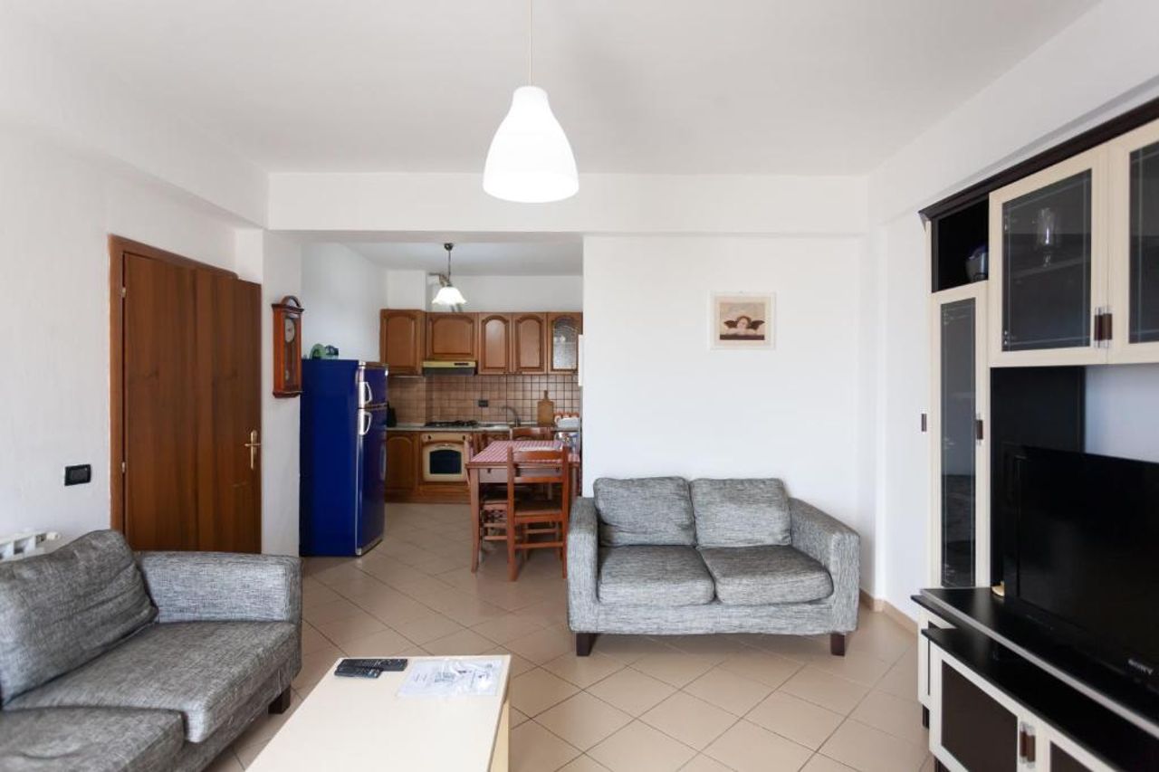 Sea View Holiday Apartment in Durres Centre