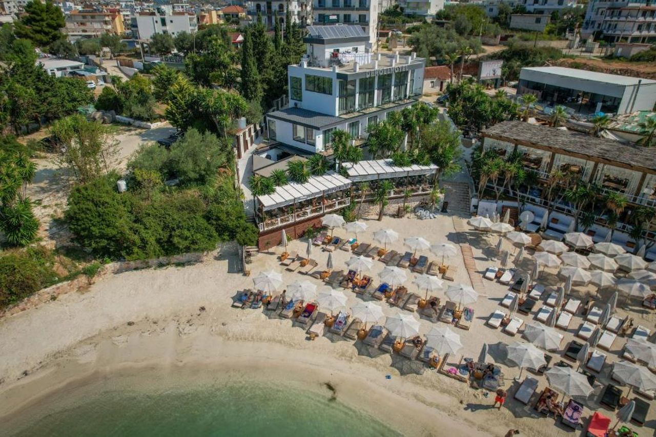 Hotel Denoel