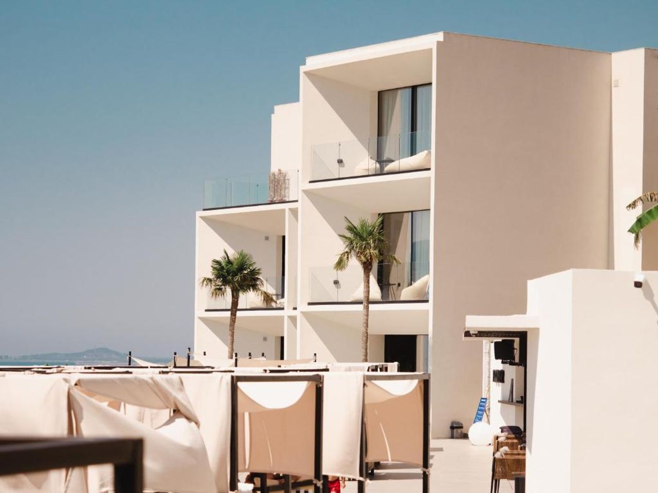 Nobus Hotel