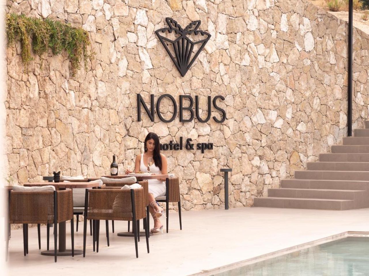 Nobus Hotel