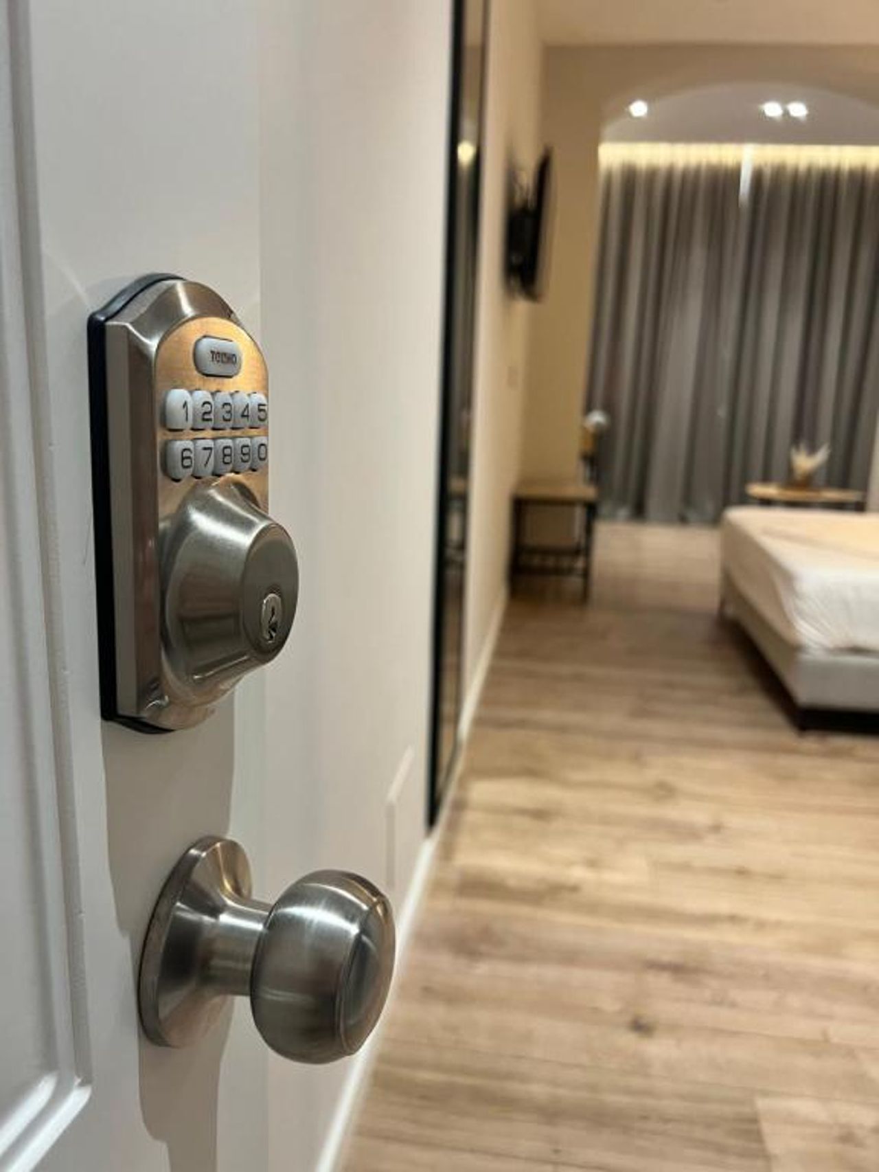 Enzo Rooms - Central Blloku