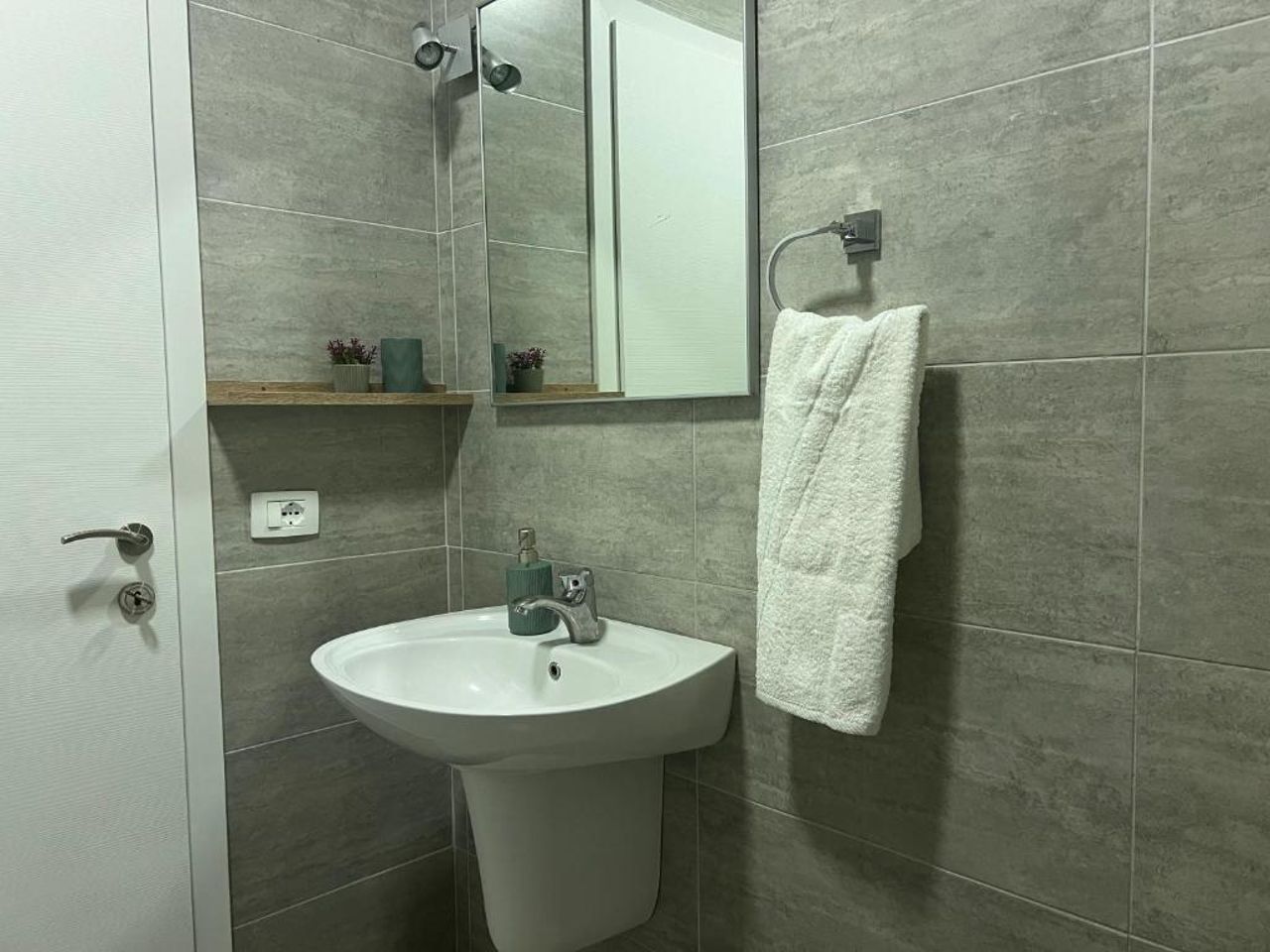 Alpha Auriga Quiet Apartment