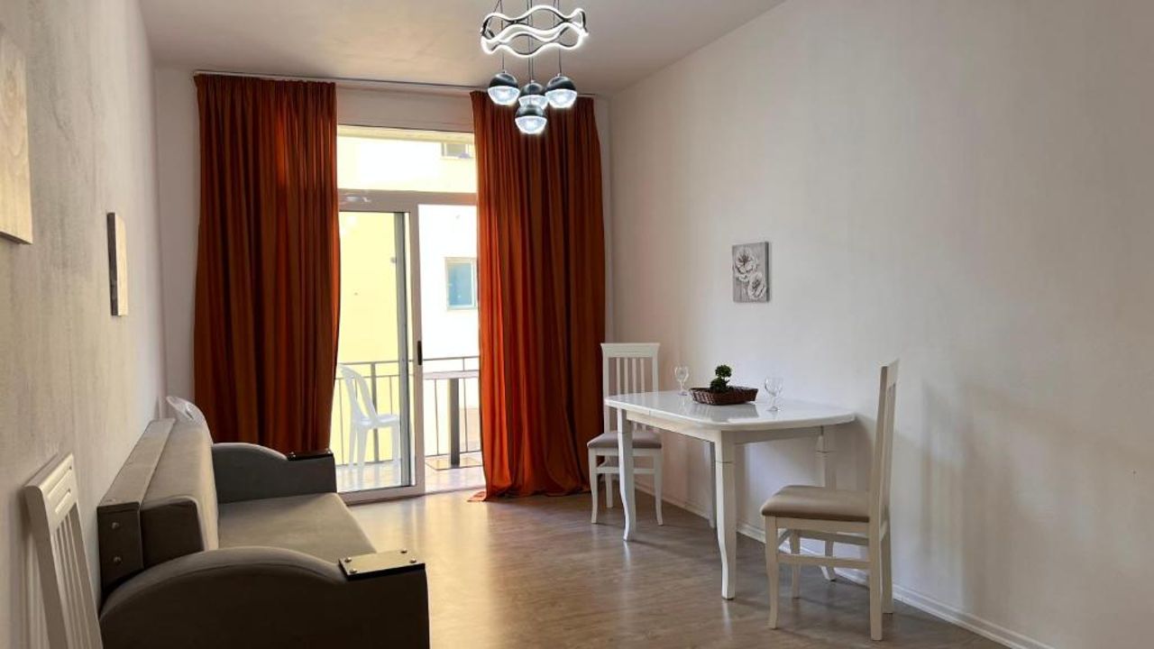 Julia Apartment