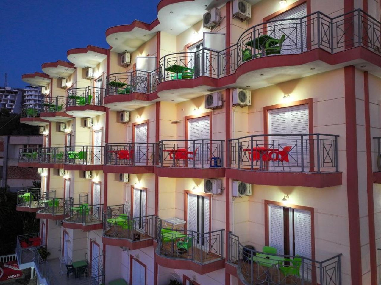 Unico ApartHotel