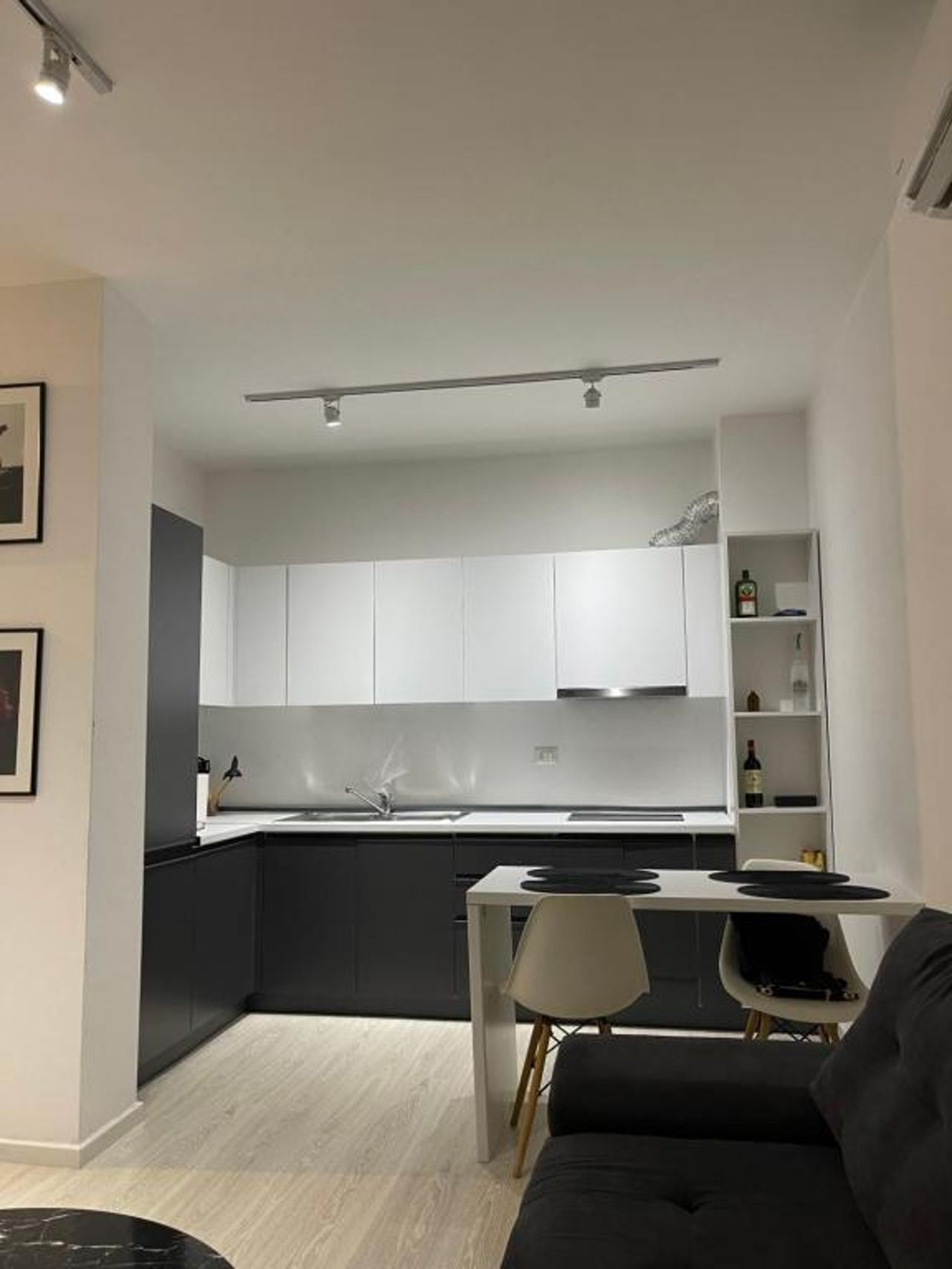 Rena’s apartment