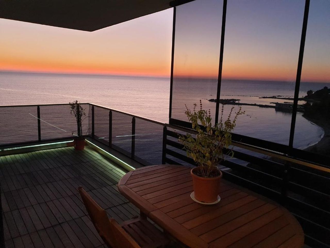 Sunset Vibes Durrës
