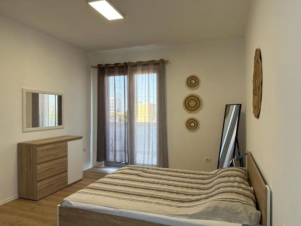 Thyamis Apartment
